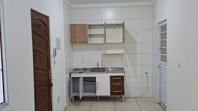 Casa de condomínio em Artur Alvim