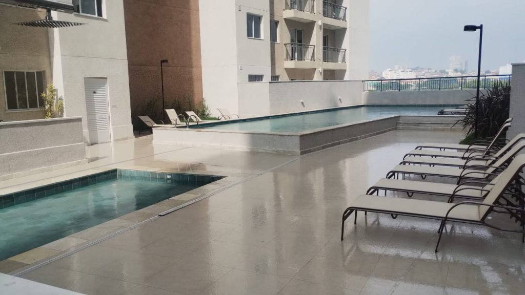 Piscina Adulto e Infantil