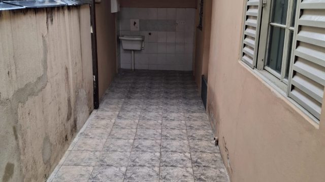 Casa com 2 Quartos e 1 banheiro para Alugar, 100 m²