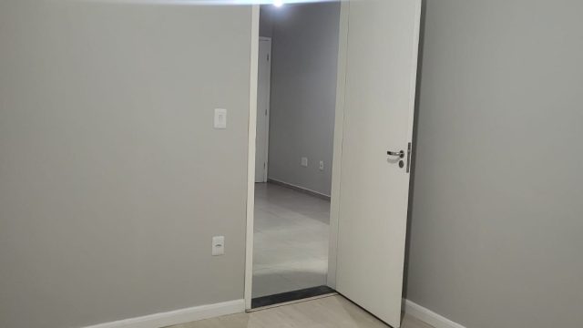 Casa de Condomínio com 2 Quartos e 1 banheiro para Alugar