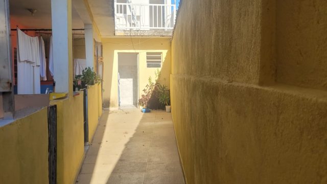 Casa com 1 Quarto e 1 banheiro para Alugar