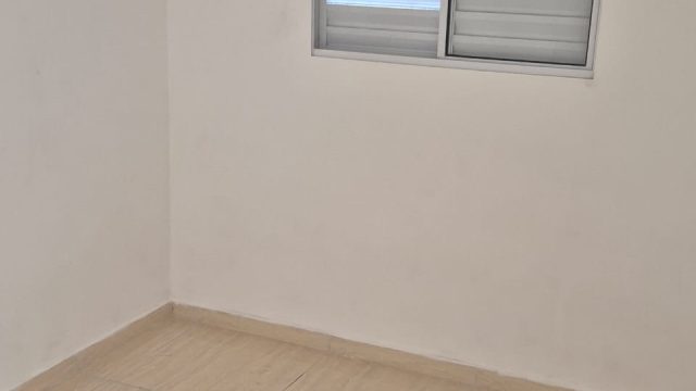 Apartamento com 2 Quartos e 1 banheiro para Alugar, 50 m²