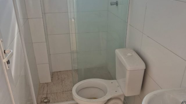 Apartamento com 2 Quartos e 1 banheiro para Alugar, 50 m²