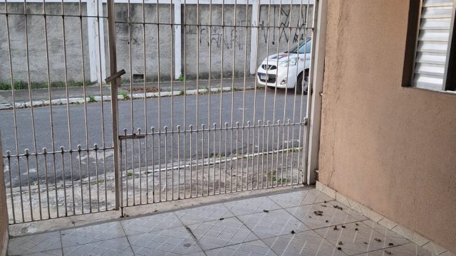 Casa com 1 Quarto e 1 banheiro para Alugar, 50 m²